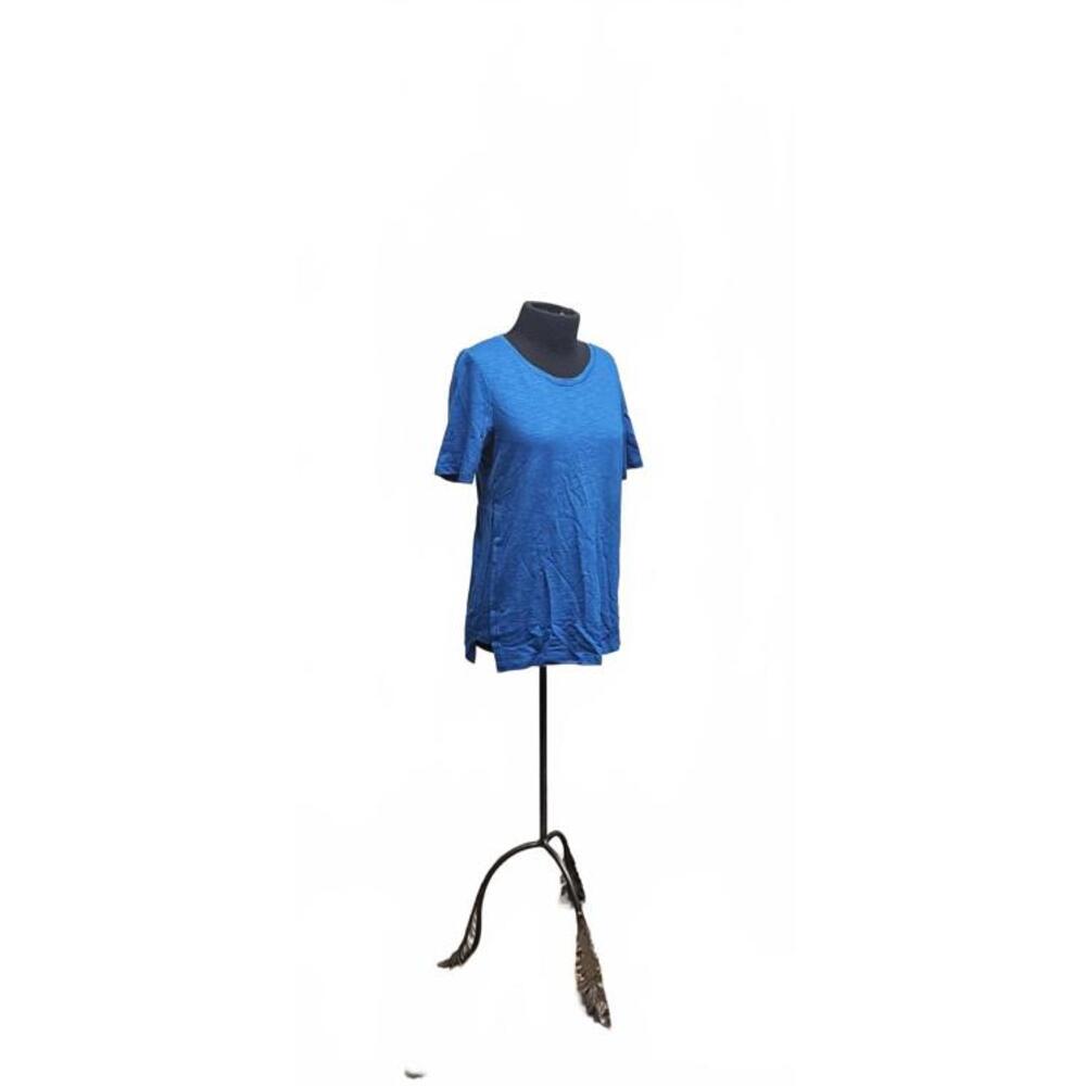 Chico's Cozy Blue Women's T-Shirt - Casual & Comfortable